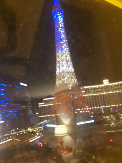 fake eiffel towewr